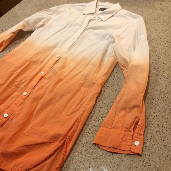 Tommy Bahama Women’s Button Down Shirt - Small - Picture 3 of 5